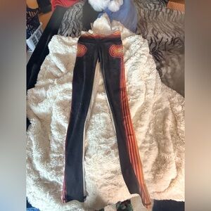 Niyama Sol Black and Orange Leggings